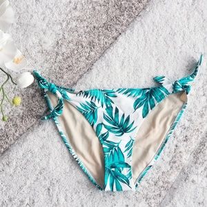NWT BIKINI BOTTOM LEAF PRINT WHITE GREEN O…